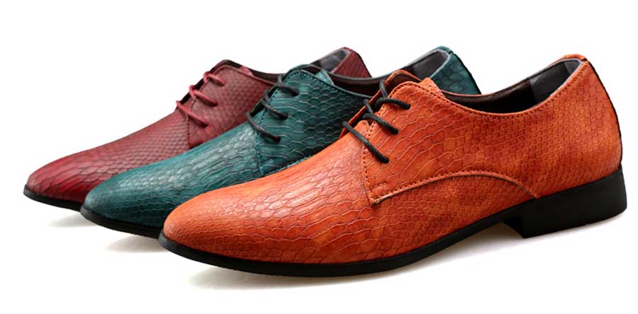 Men's crocodile skin pattern leather dress shoes