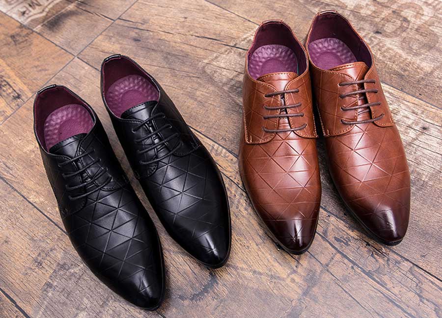 Men's triangle pattern leather derby dress shoes