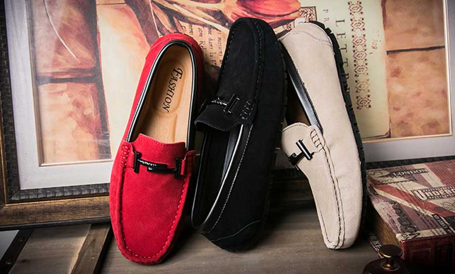 Men's leather slip on shoe loafers with T shape buckle