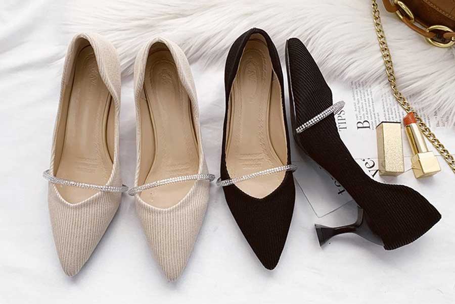 Women's stripe texture rhinestone slip on heel dress shoes