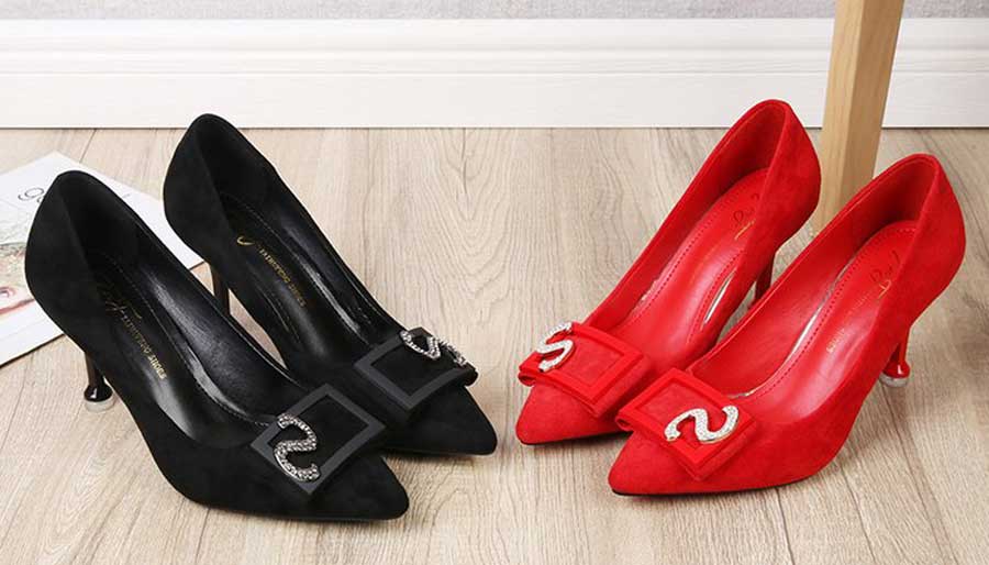 Women's S rectangle buckle on vamp slip on heel dress shoes