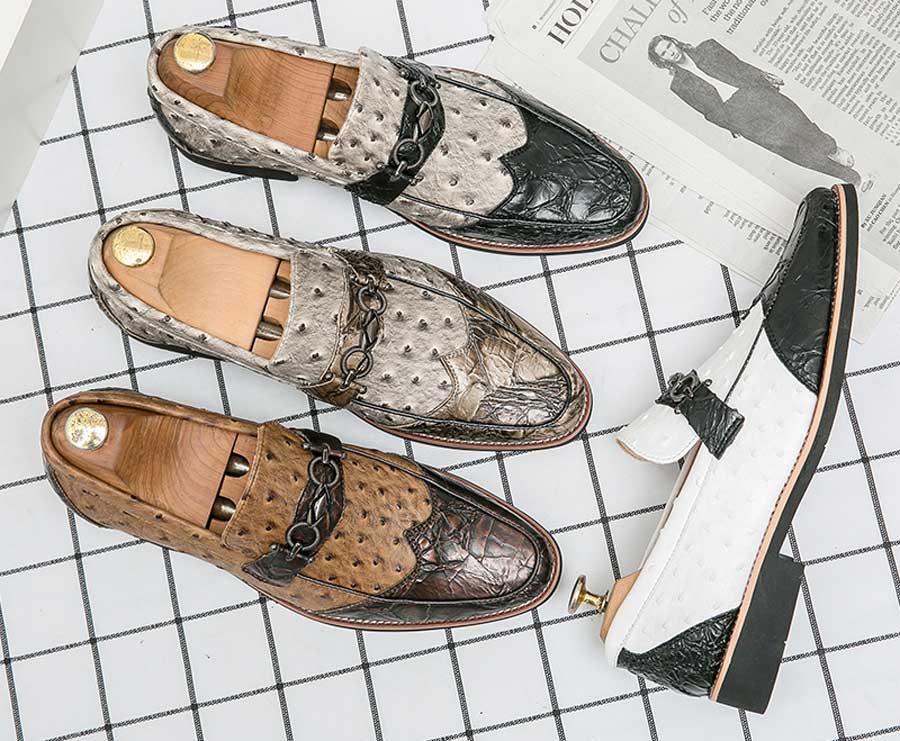 Men's beige retro pattern metal buckle slip on dress shoes