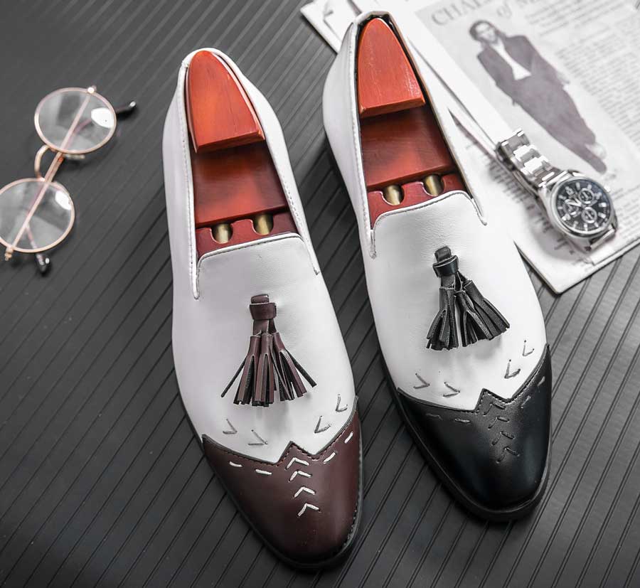 Men's two tone tassel on top slip on dress shoes
