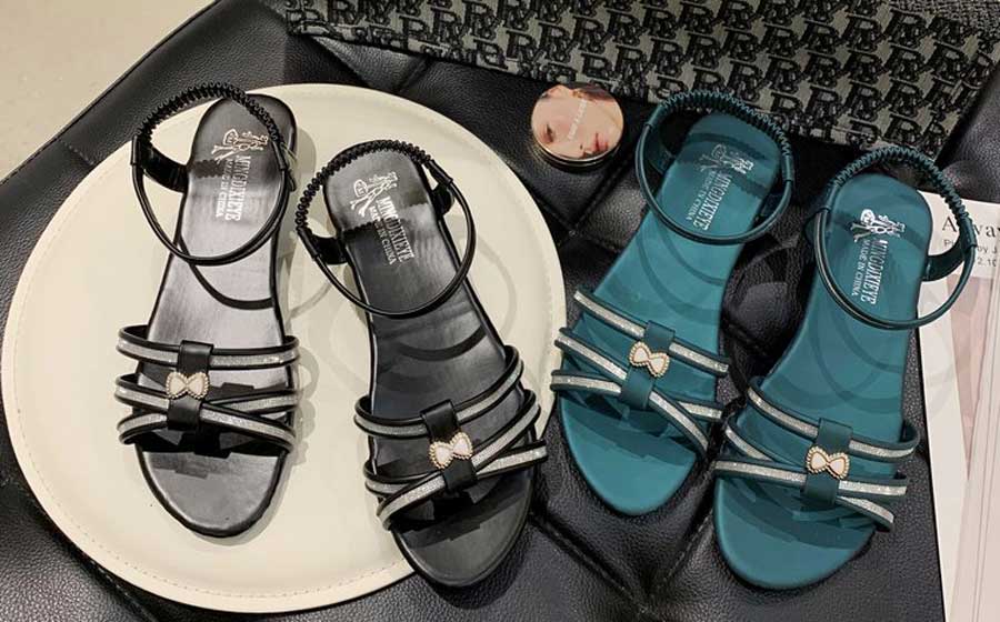 Women's cross strap ornament slip on shoe sandals