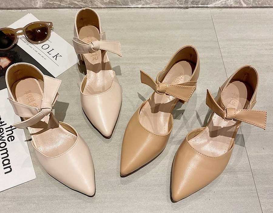 Women's bow strap slip on chunk heel dress shoes