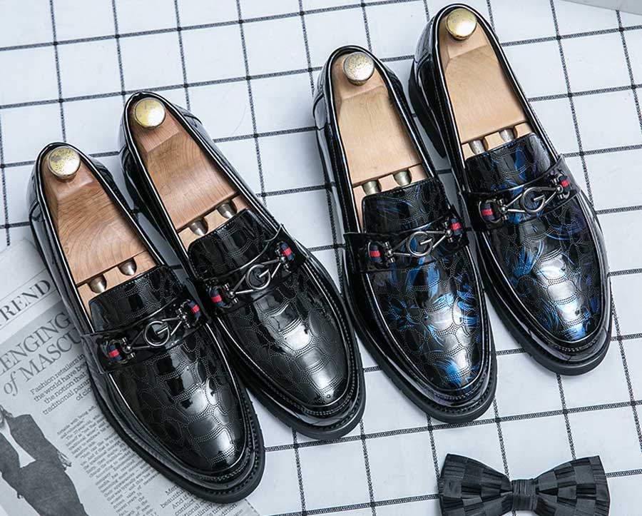 Men's metal buckle strap patterned slip on dress shoes