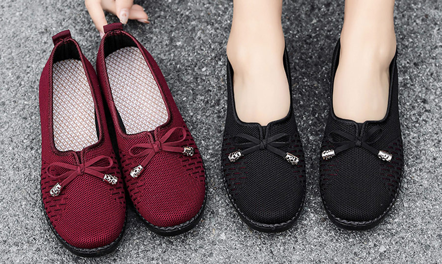 Women's bow on top slip on shoe loafers