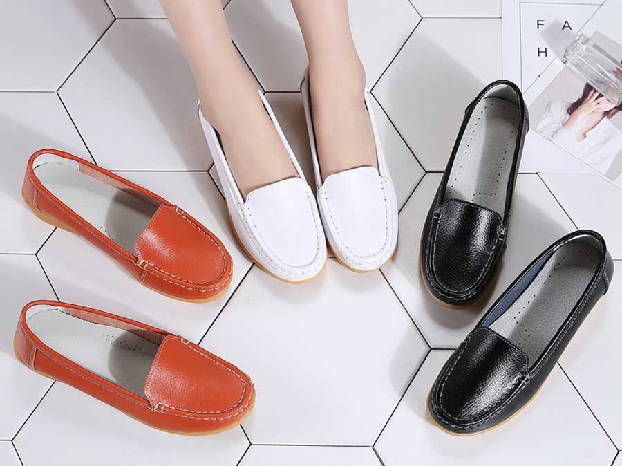Women's casual plain slip on shoe loafer wedges